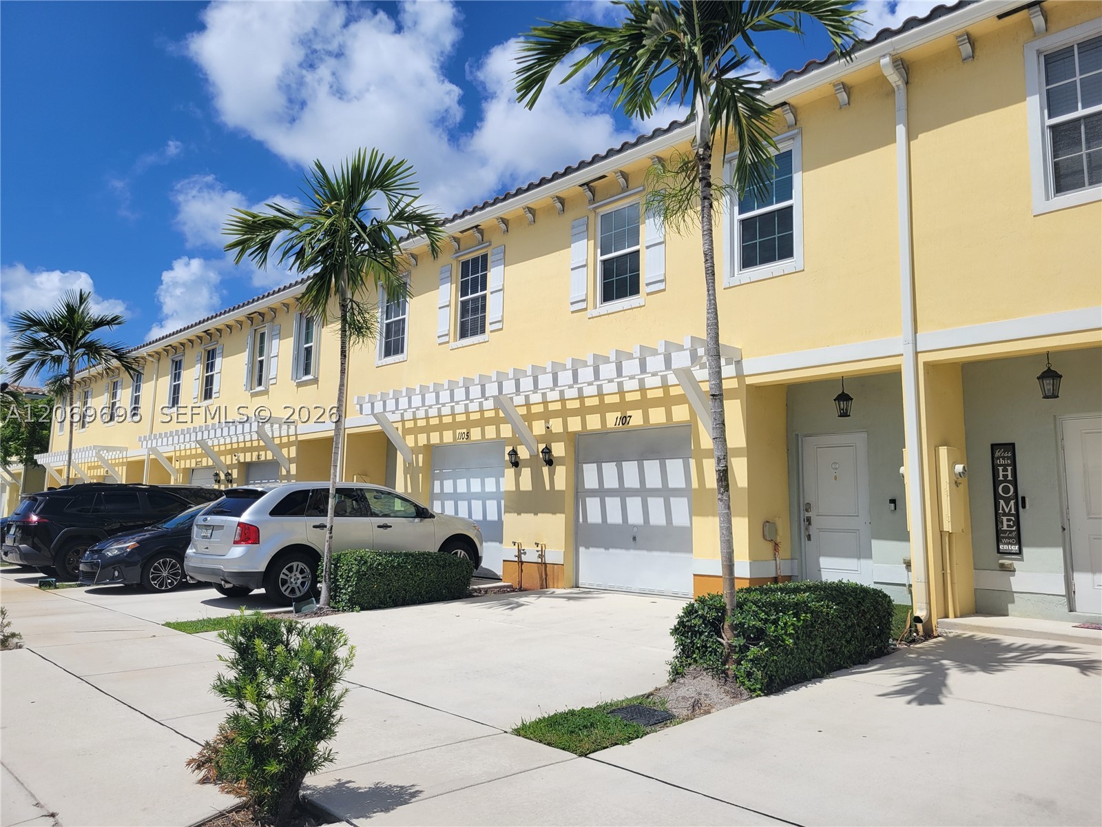 1107 NW 40th Ter #1107, Lauderhill FL 33313