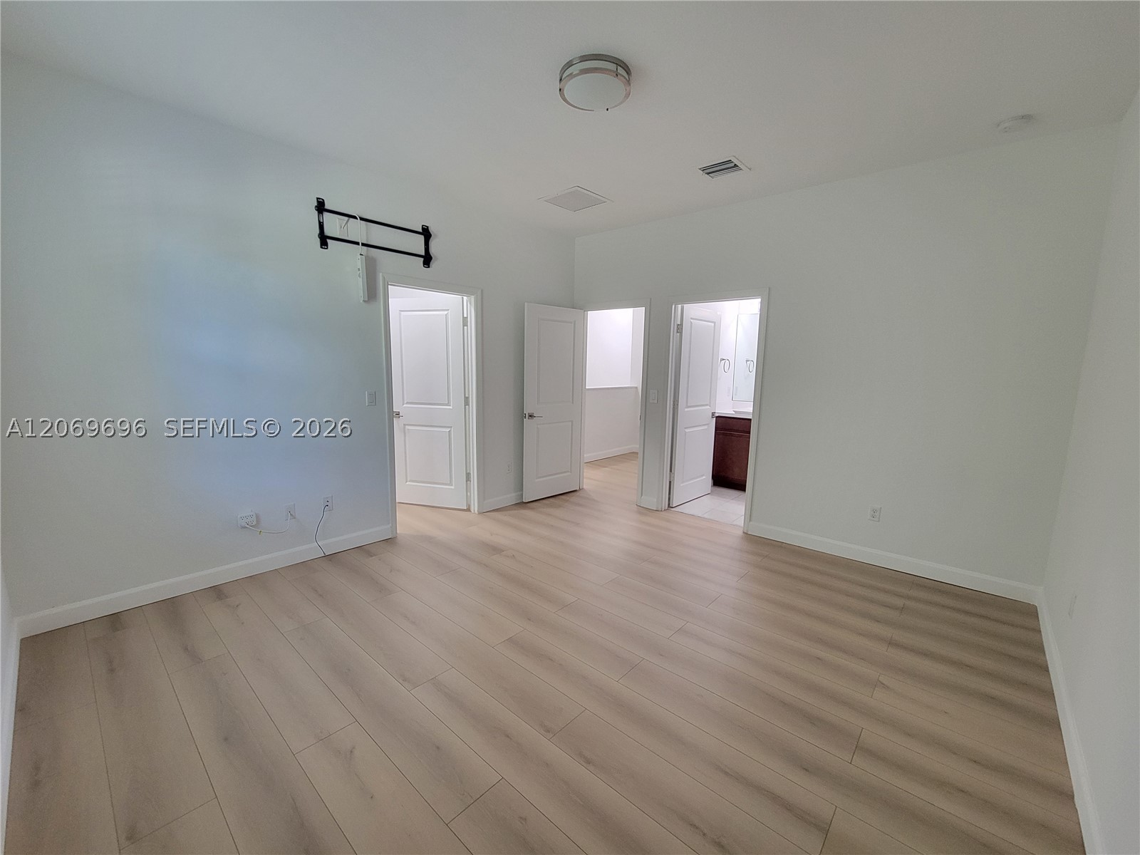 1107 NW 40th Ter #1107, Lauderhill FL 33313