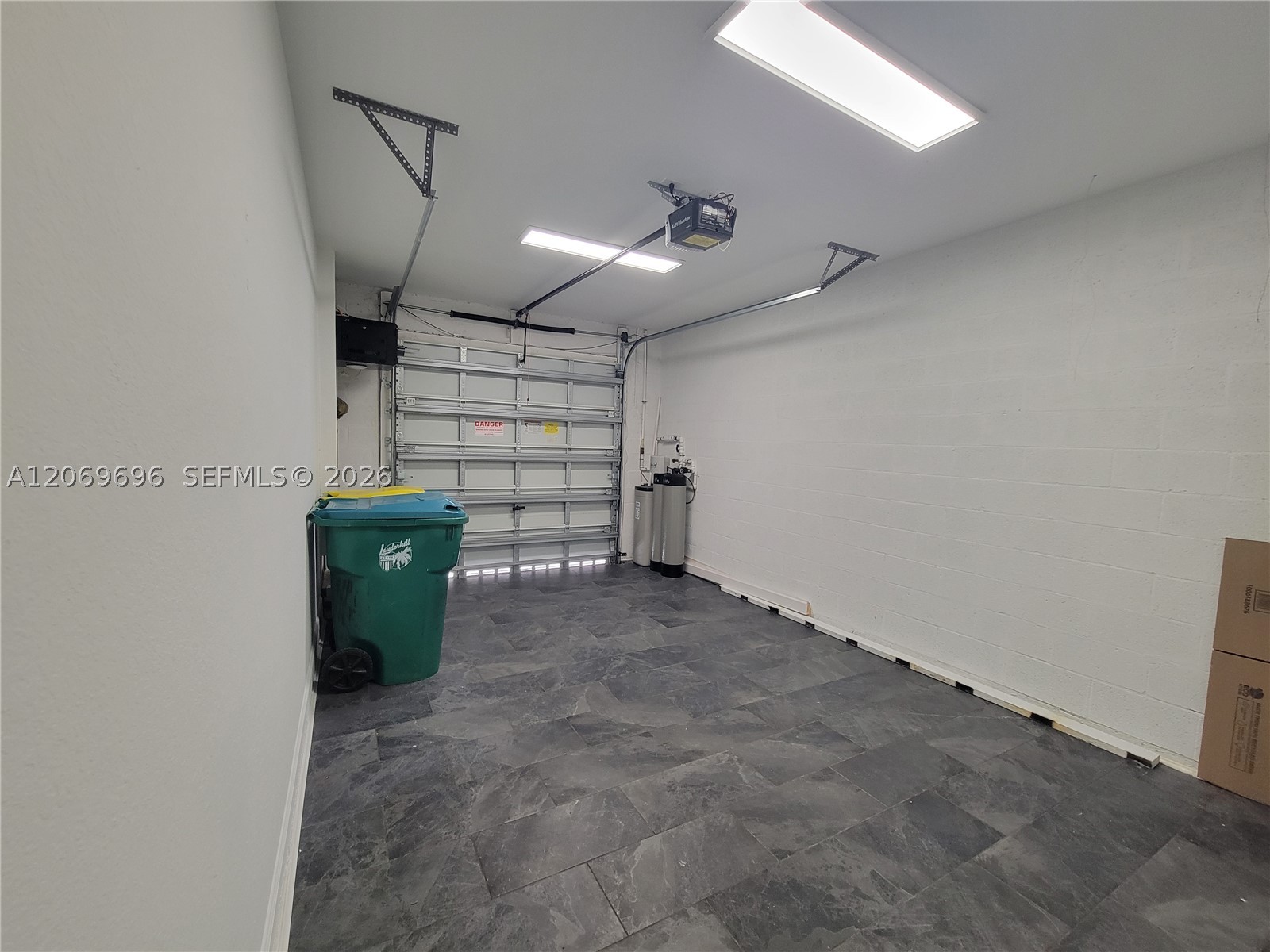 1107 NW 40th Ter #1107, Lauderhill FL 33313
