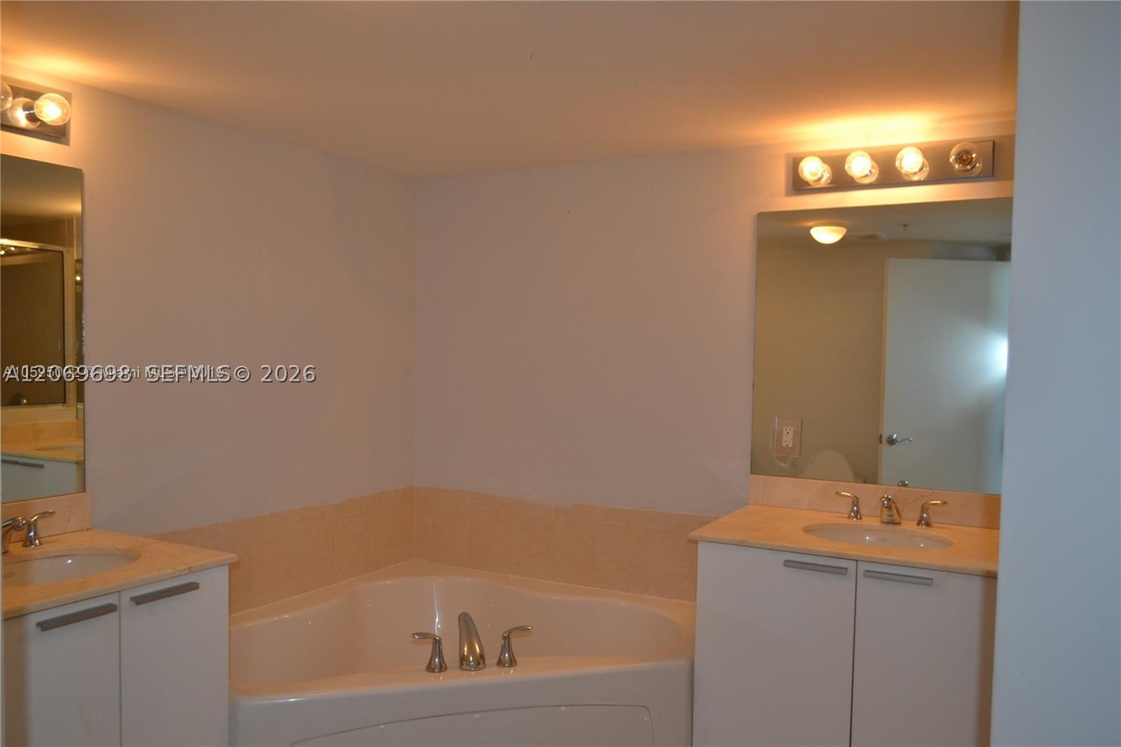 16699 Collins Ave #3109, Sunny Isles Beach FL 33160