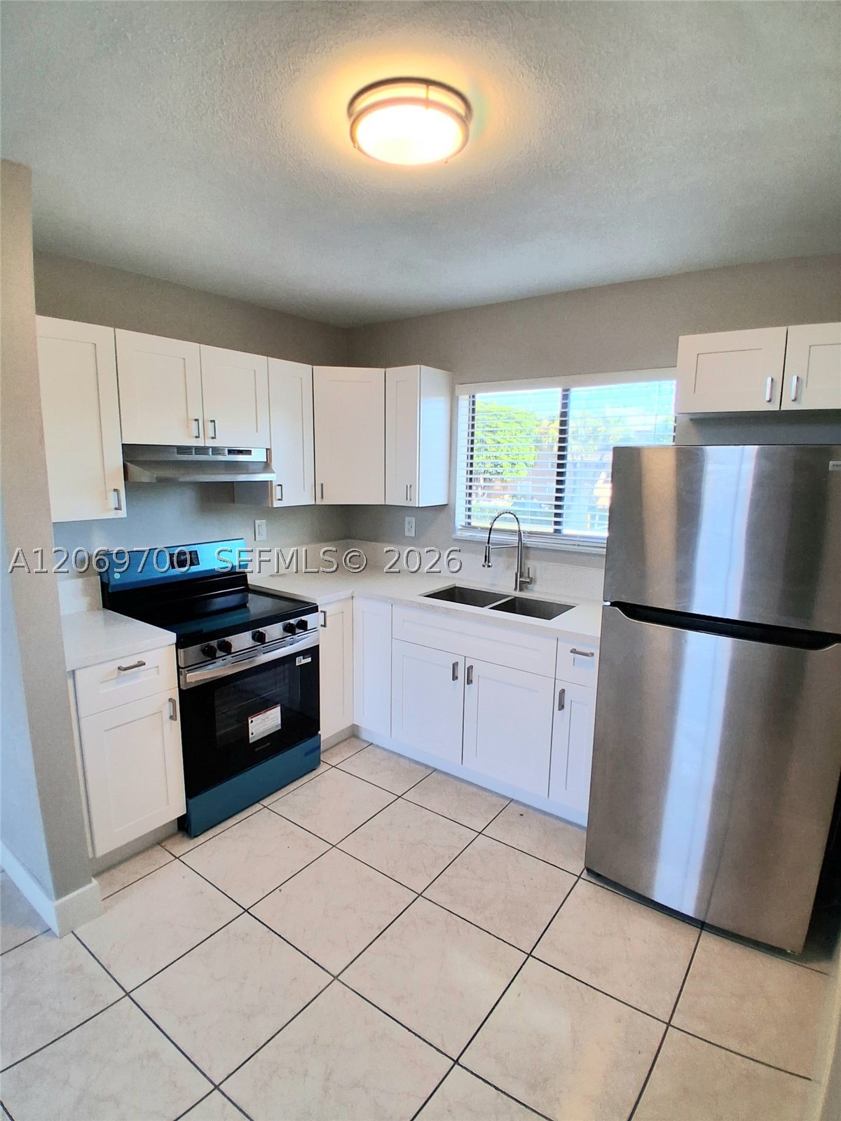 2770 W 60th Pl #201, Hialeah FL 33016