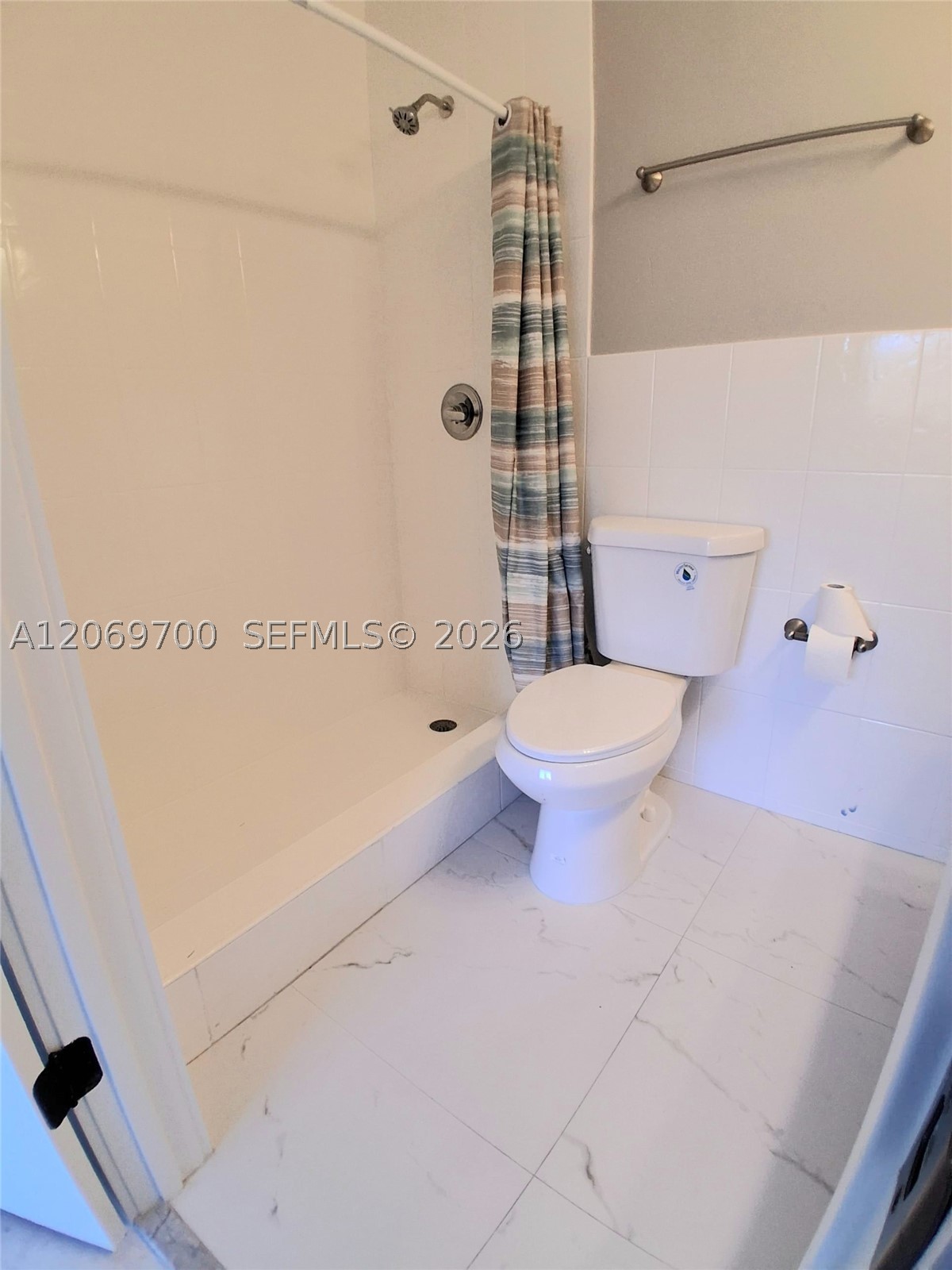 2770 W 60th Pl #201, Hialeah FL 33016