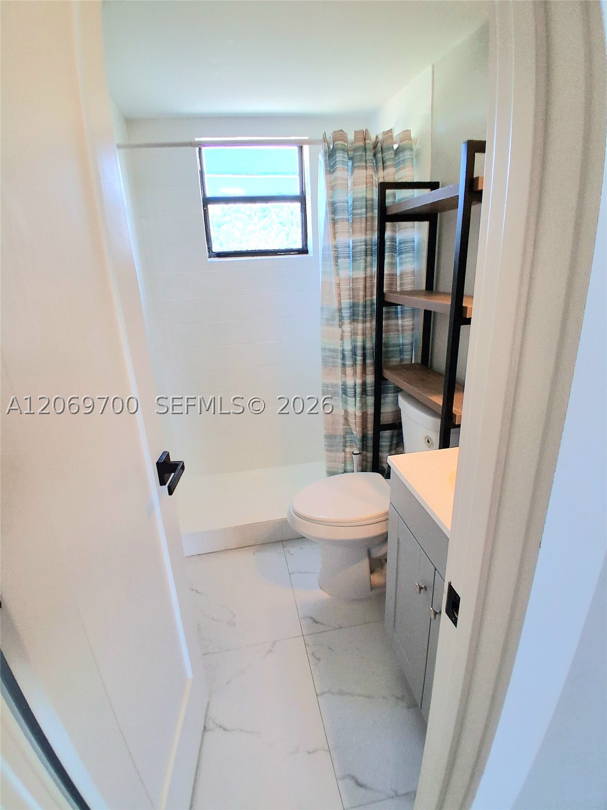 2770 W 60th Pl #201, Hialeah FL 33016