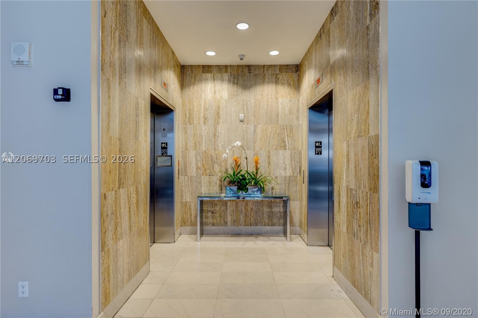 79 SW 12 #3611, Miami FL 33130