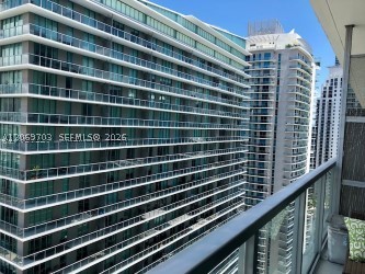 79 SW 12 #3611, Miami FL 33130