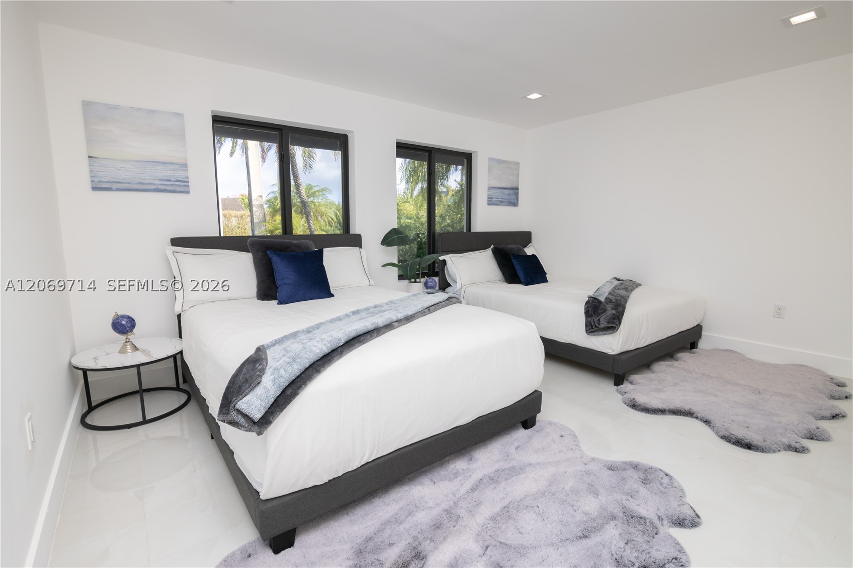 201 Holiday Dr, Hallandale Beach FL 33009