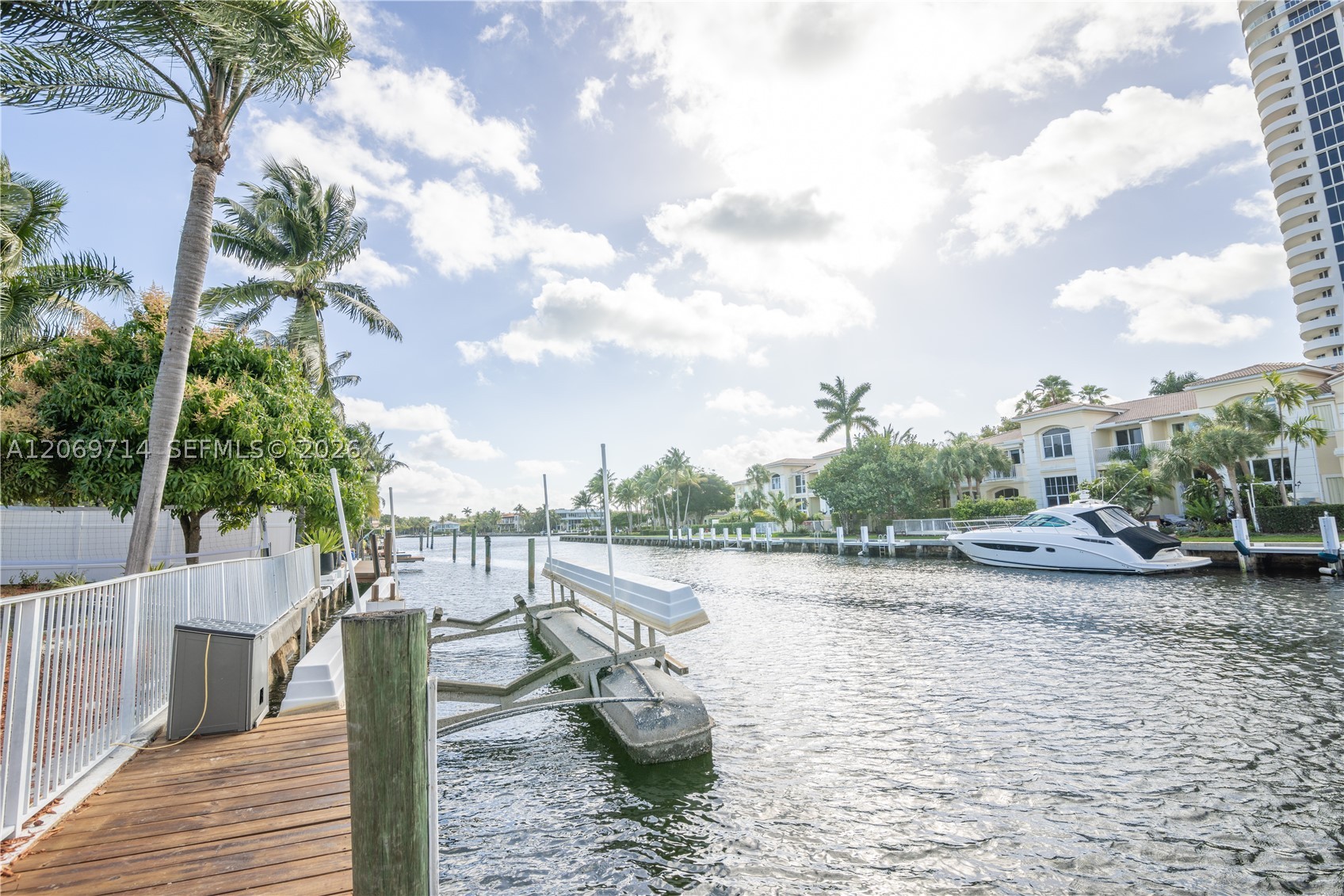 201 Holiday Dr, Hallandale Beach FL 33009