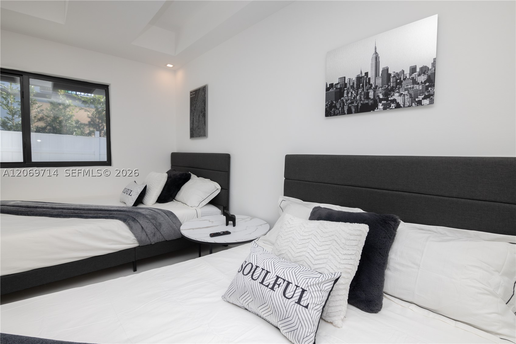 201 Holiday Dr, Hallandale Beach FL 33009