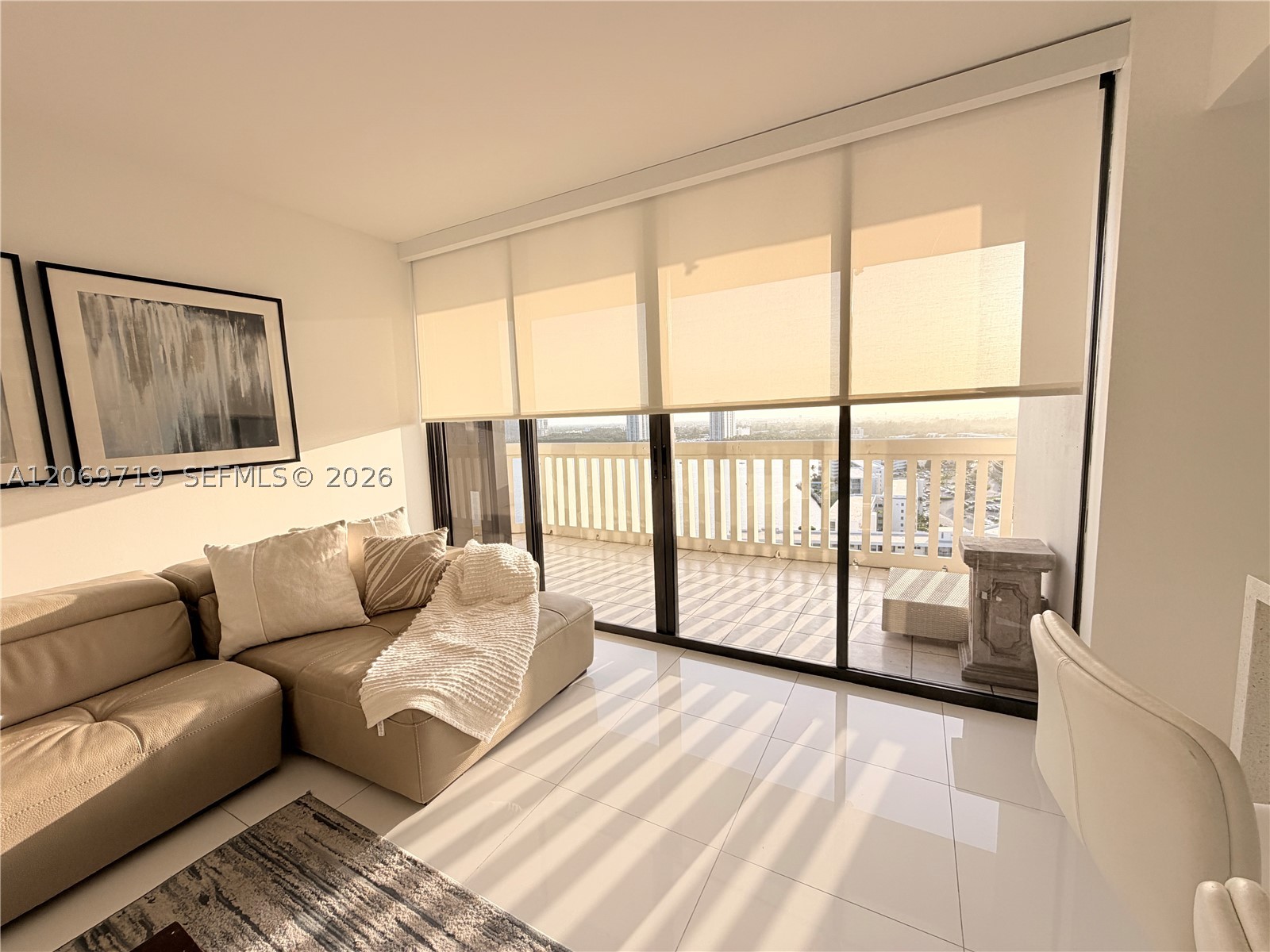 1000 W Island Blvd #1911, Aventura FL 33160
