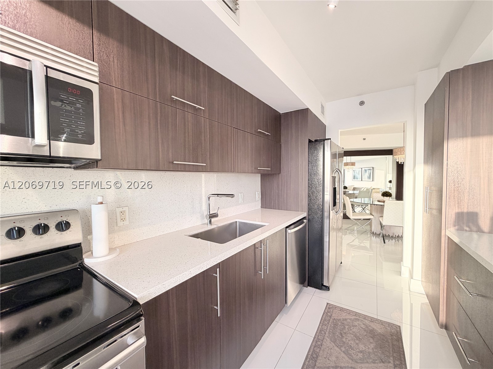 1000 W Island Blvd #1911, Aventura FL 33160