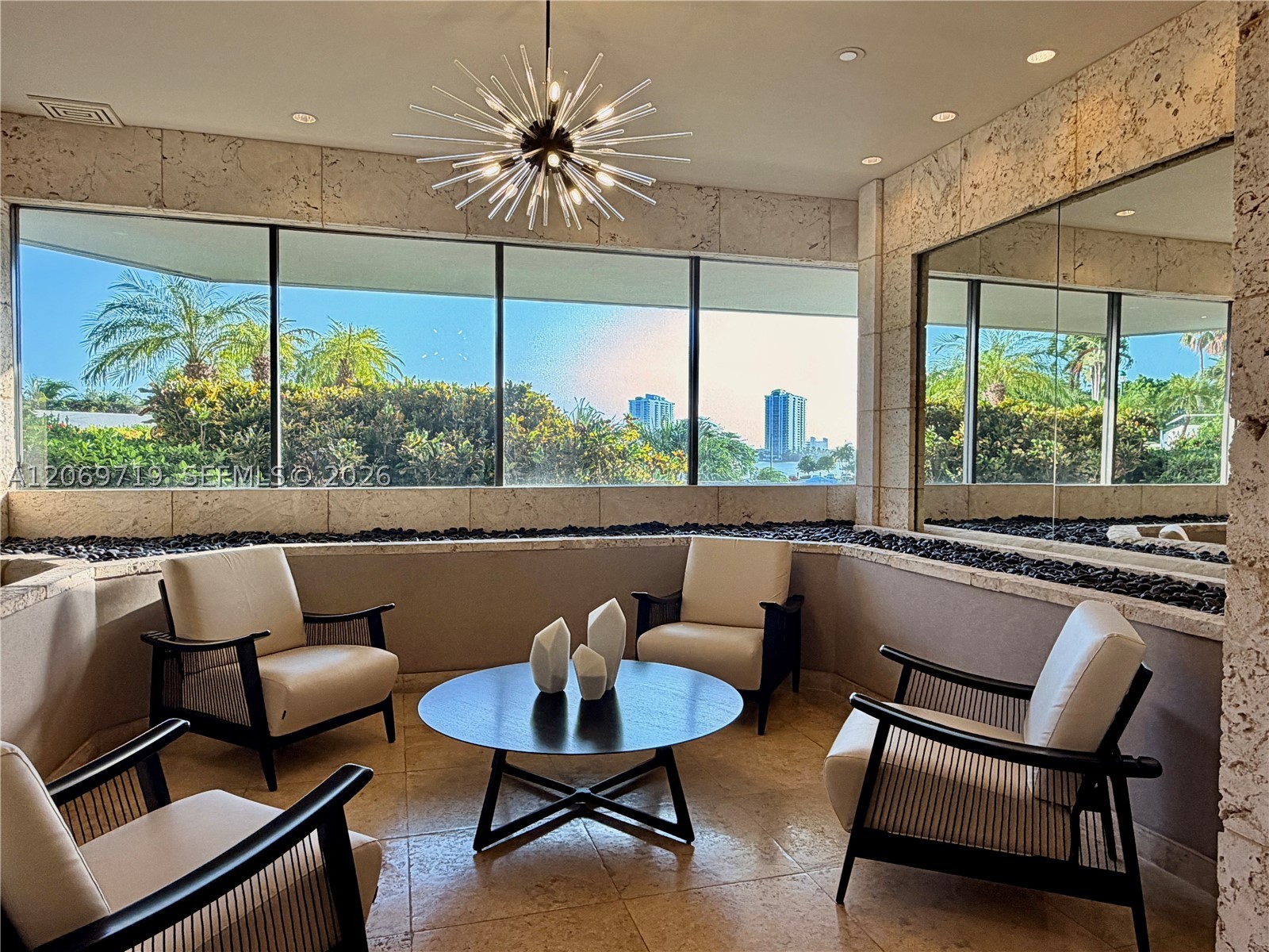 1000 W Island Blvd #1911, Aventura FL 33160