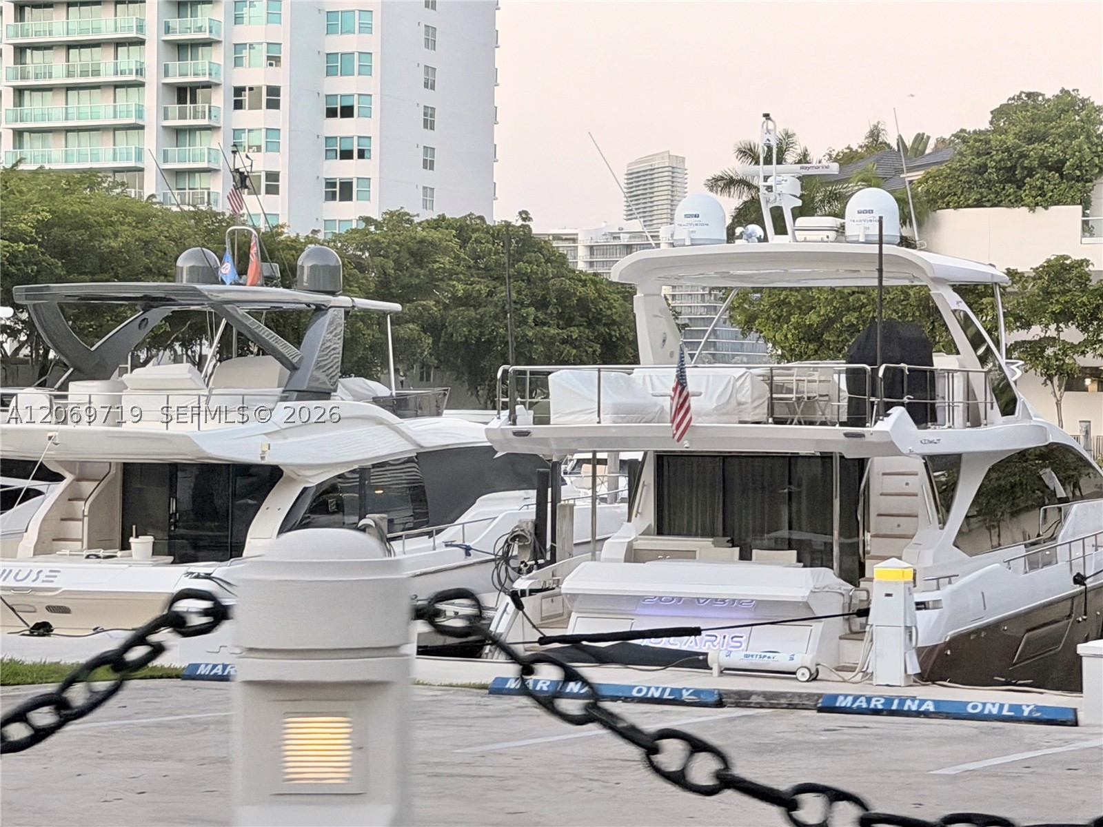 1000 W Island Blvd #1911, Aventura FL 33160