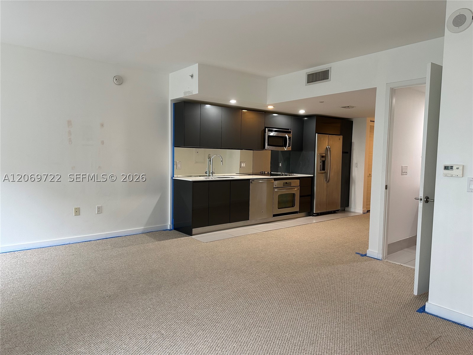 31 SE 6th St #405, Miami FL 33131