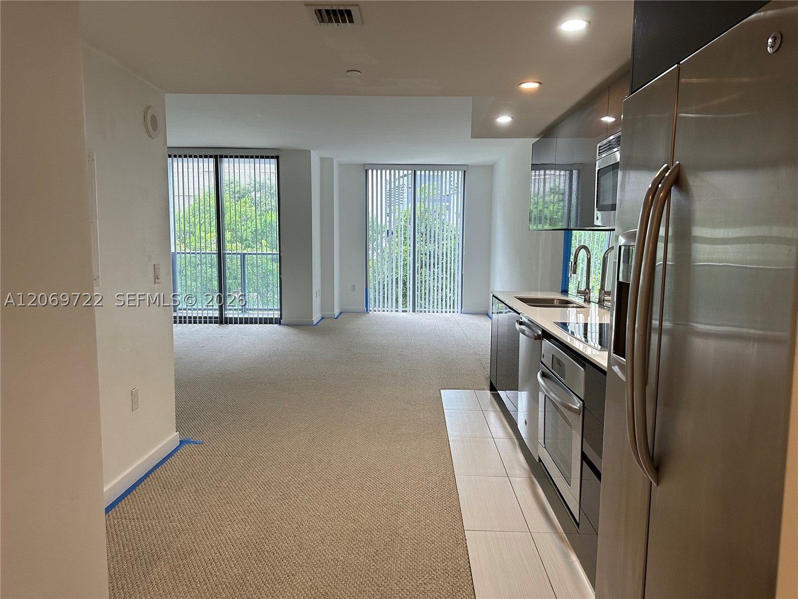 31 SE 6th St #405, Miami FL 33131