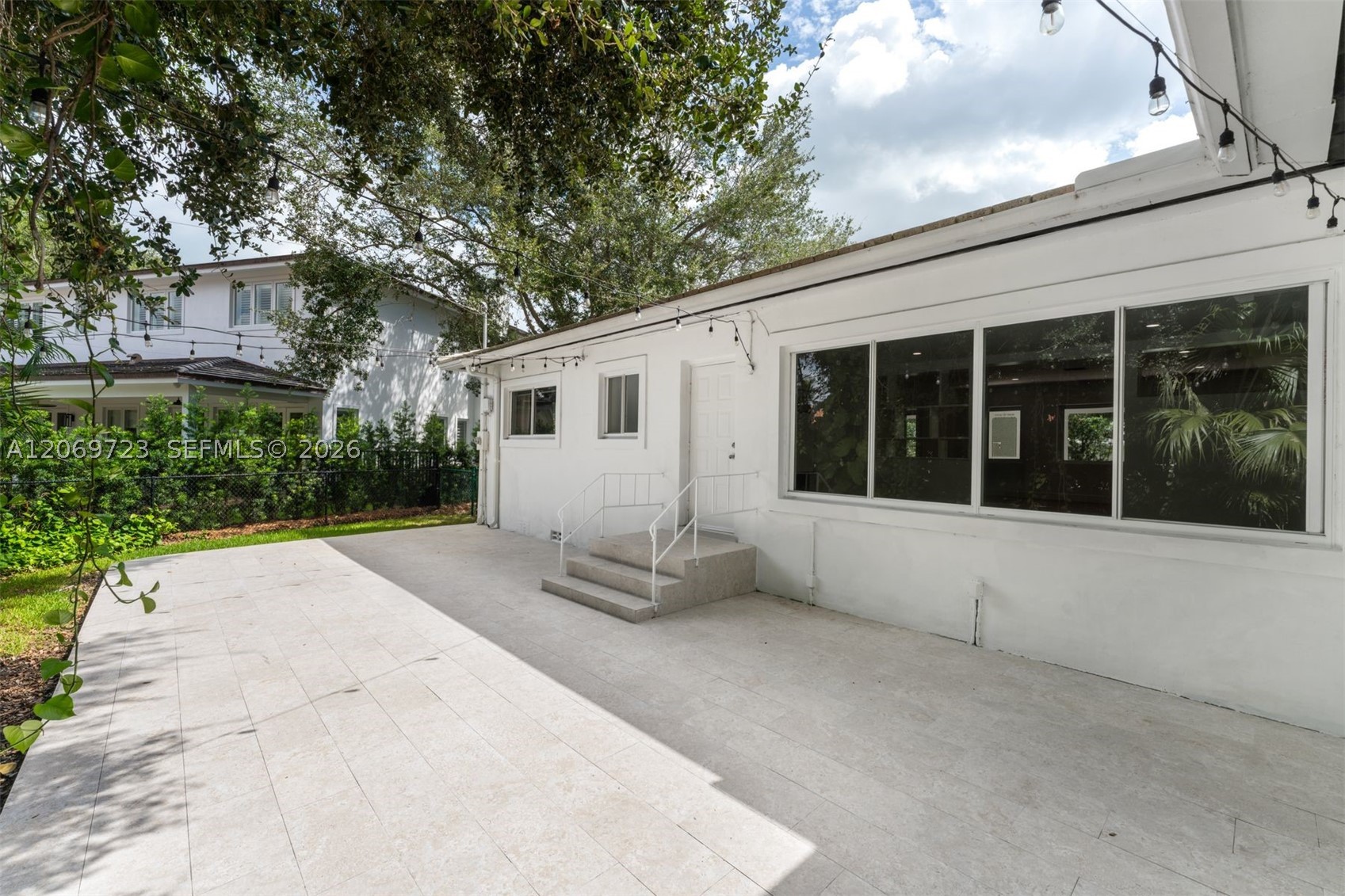 4724 Orduna Dr, Coral Gables FL 33146