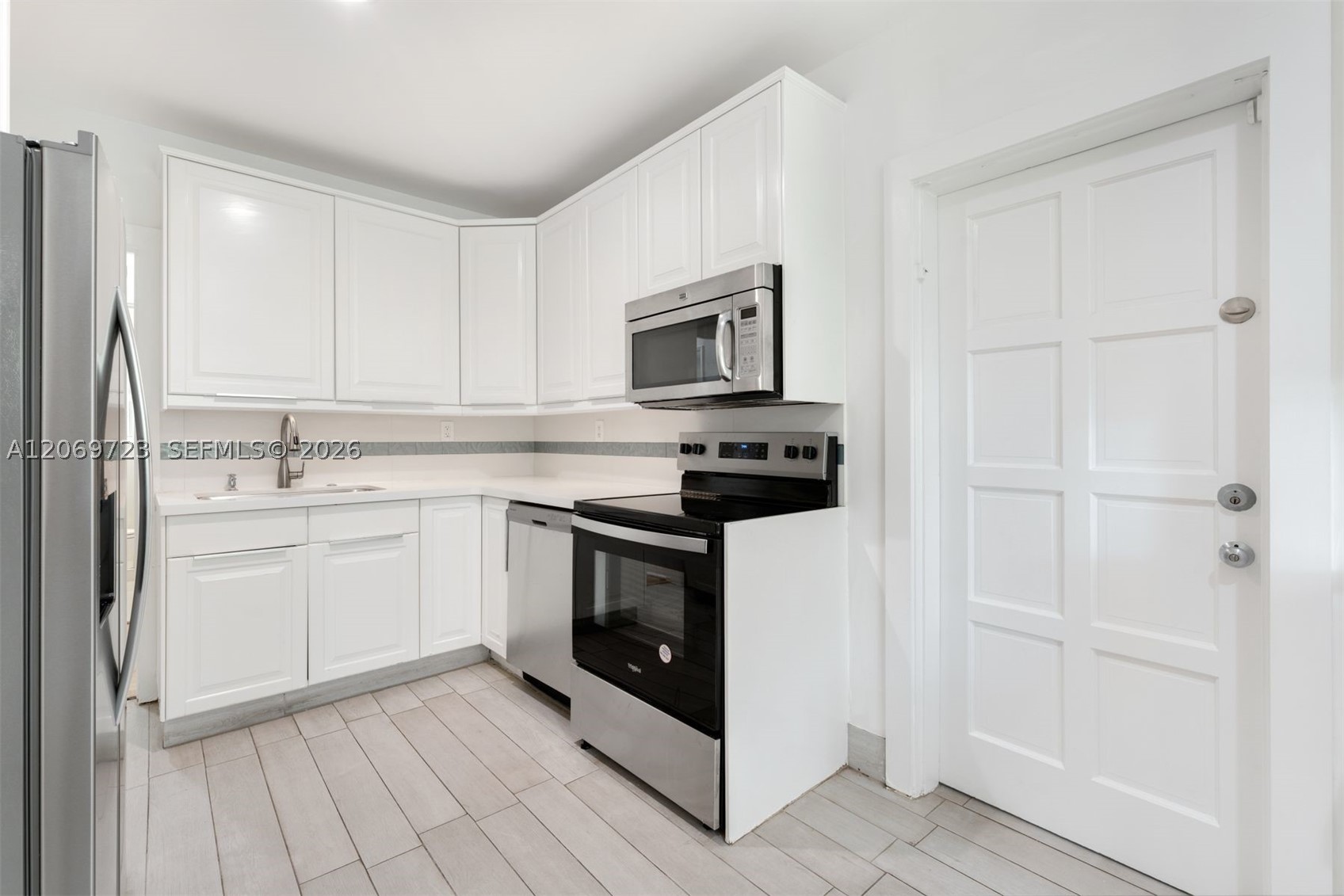 4724 Orduna Dr, Coral Gables FL 33146