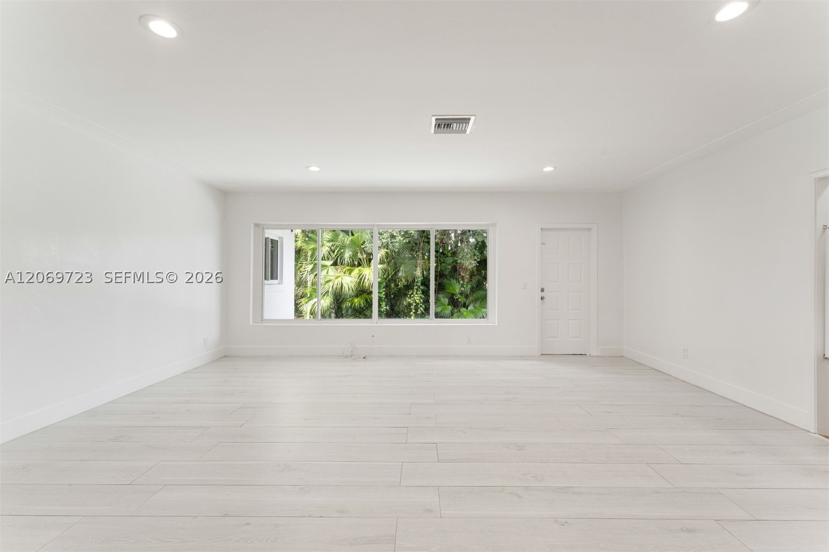 4724 Orduna Dr, Coral Gables FL 33146