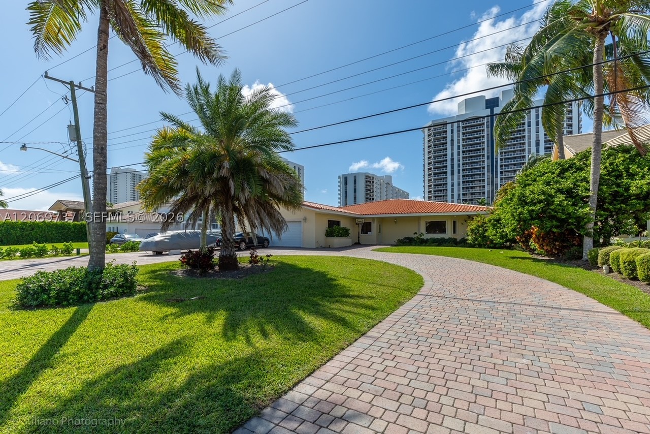 437 Holiday Dr, Hallandale Beach FL 33009