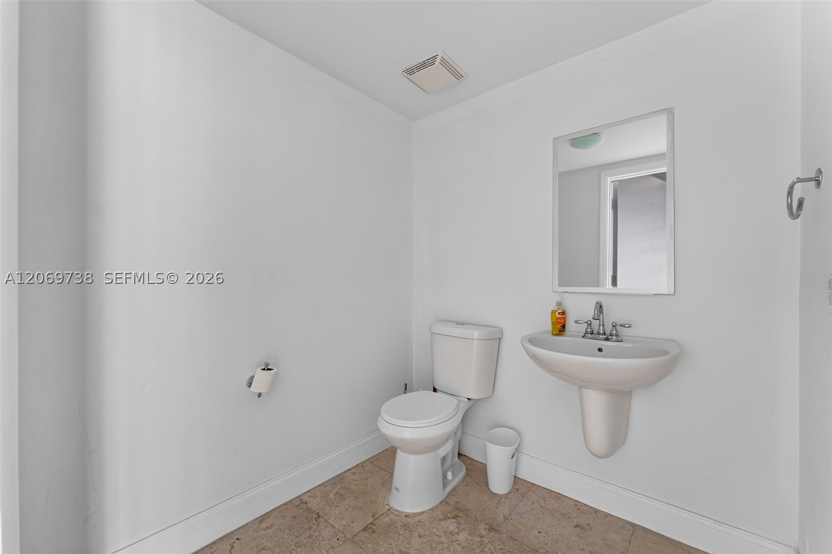 690 SW 1st Ct #2122, Miami FL 33130
