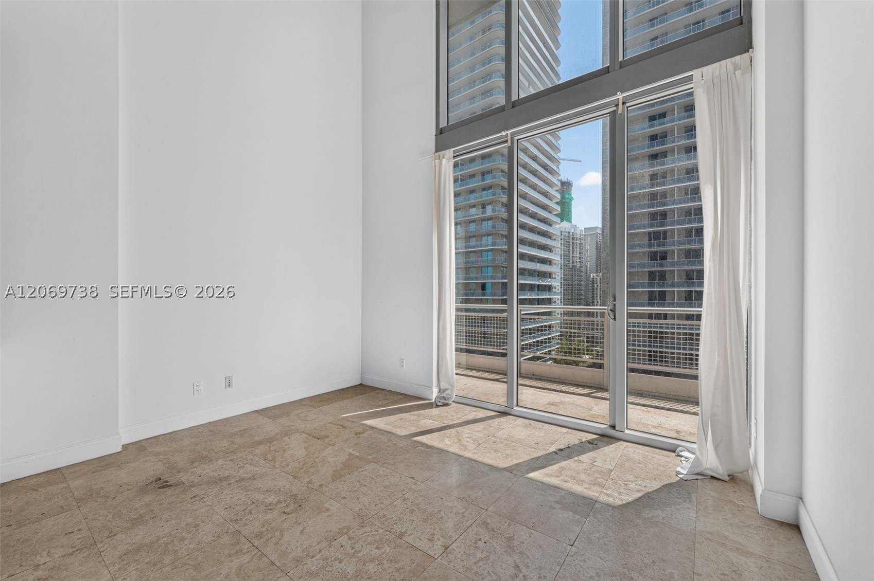 690 SW 1st Ct #2122, Miami FL 33130