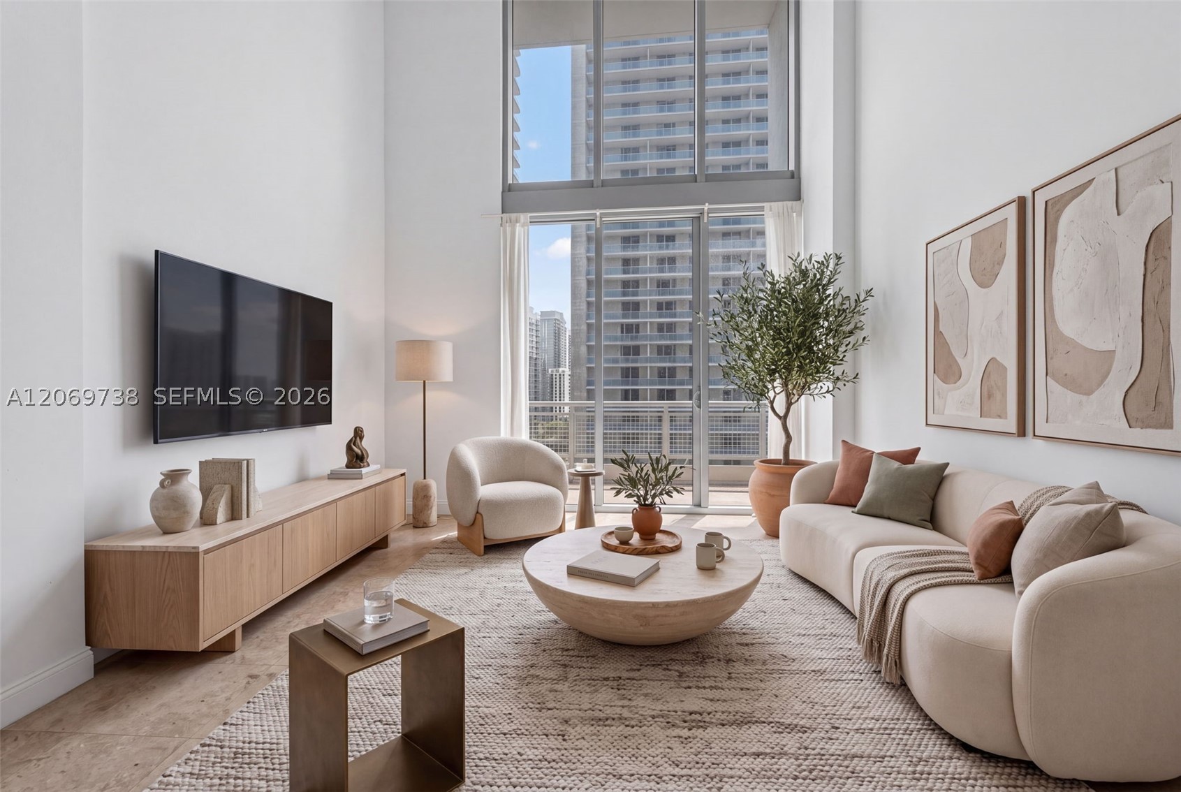 690 SW 1st Ct #2122, Miami FL 33130