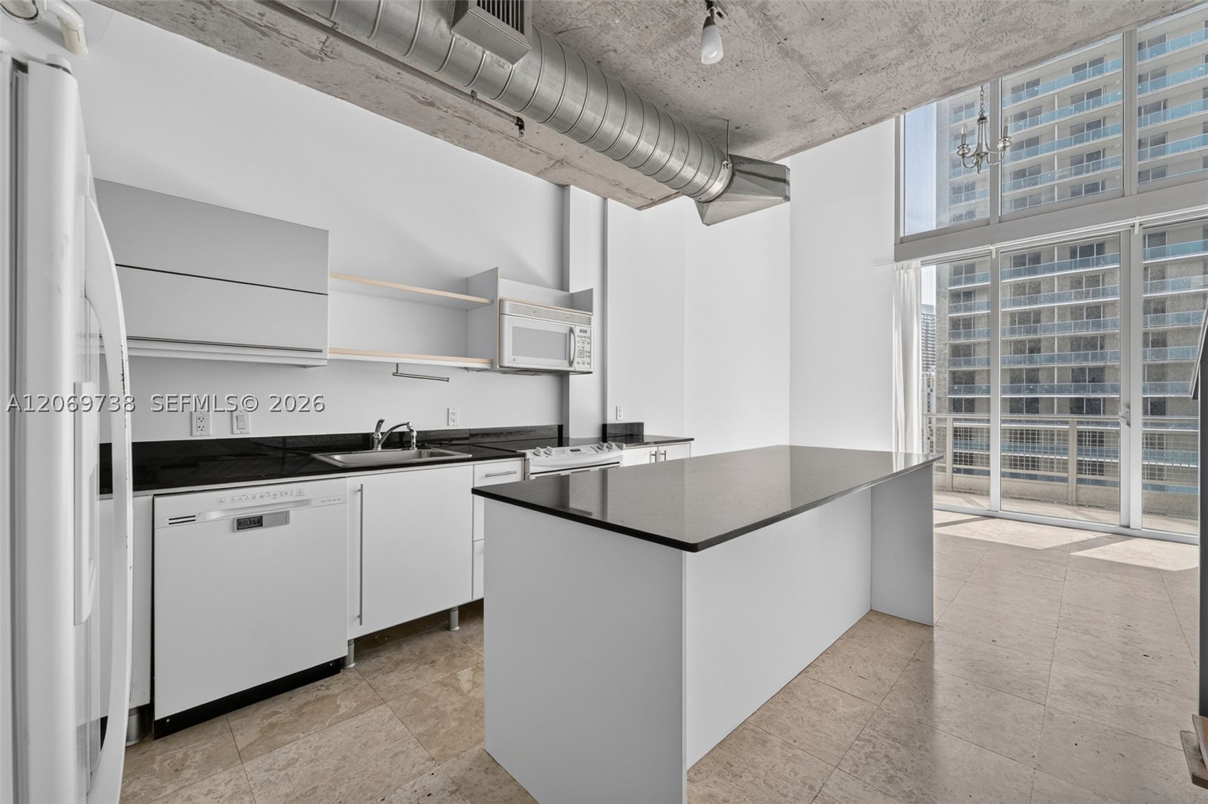 690 SW 1st Ct #2122, Miami FL 33130