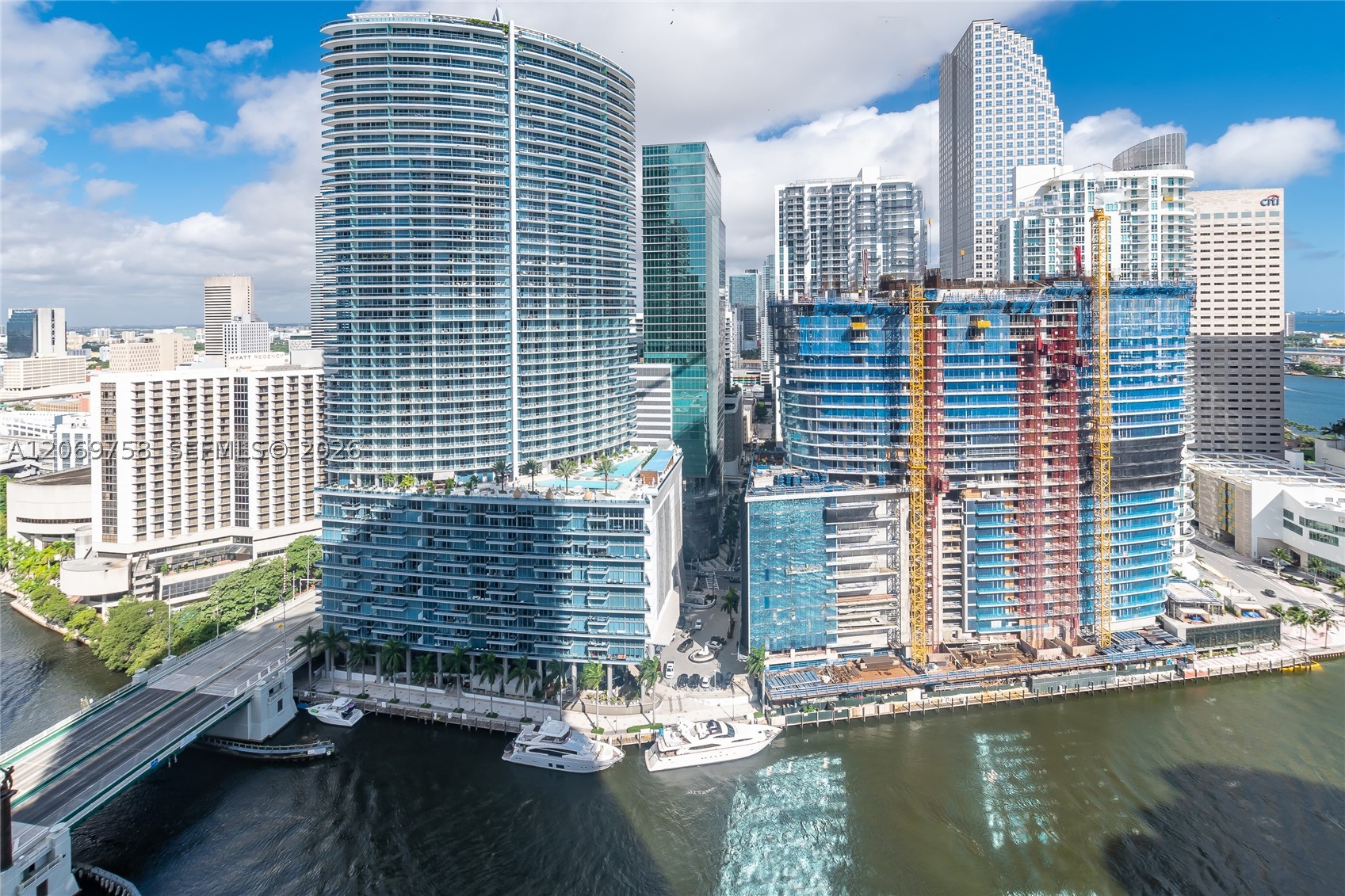 475 Brickell Ave #2908, Miami FL 33131