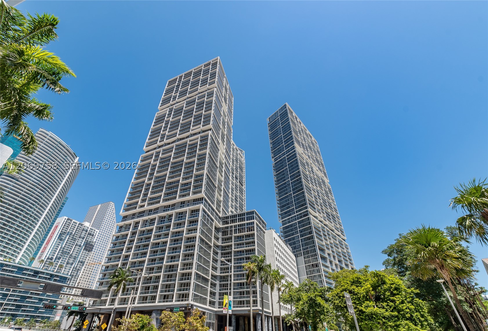 475 Brickell Ave #2908, Miami FL 33131