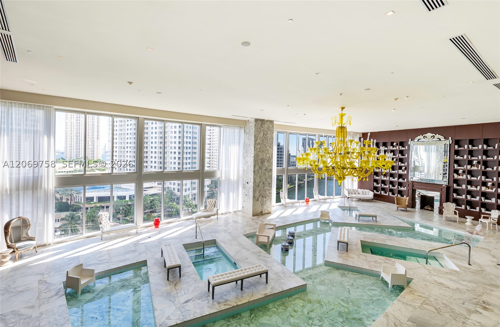 475 Brickell Ave #2908, Miami FL 33131