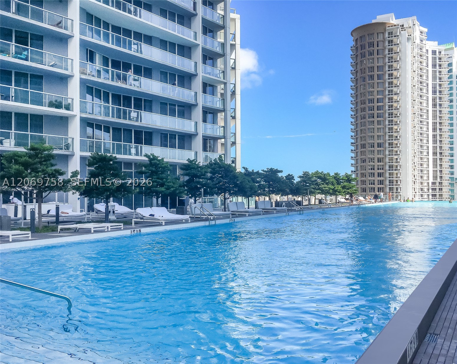 475 Brickell Ave #2908, Miami FL 33131
