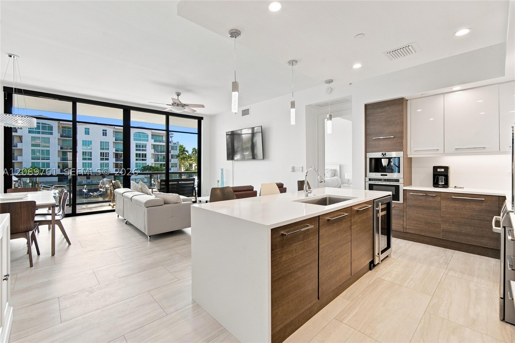 161 Isle Of Venice Dr #202, Fort Lauderdale FL 33301