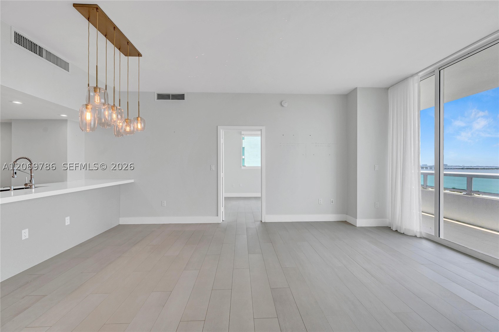 1800 N Bayshore Dr #809, Miami FL 33132
