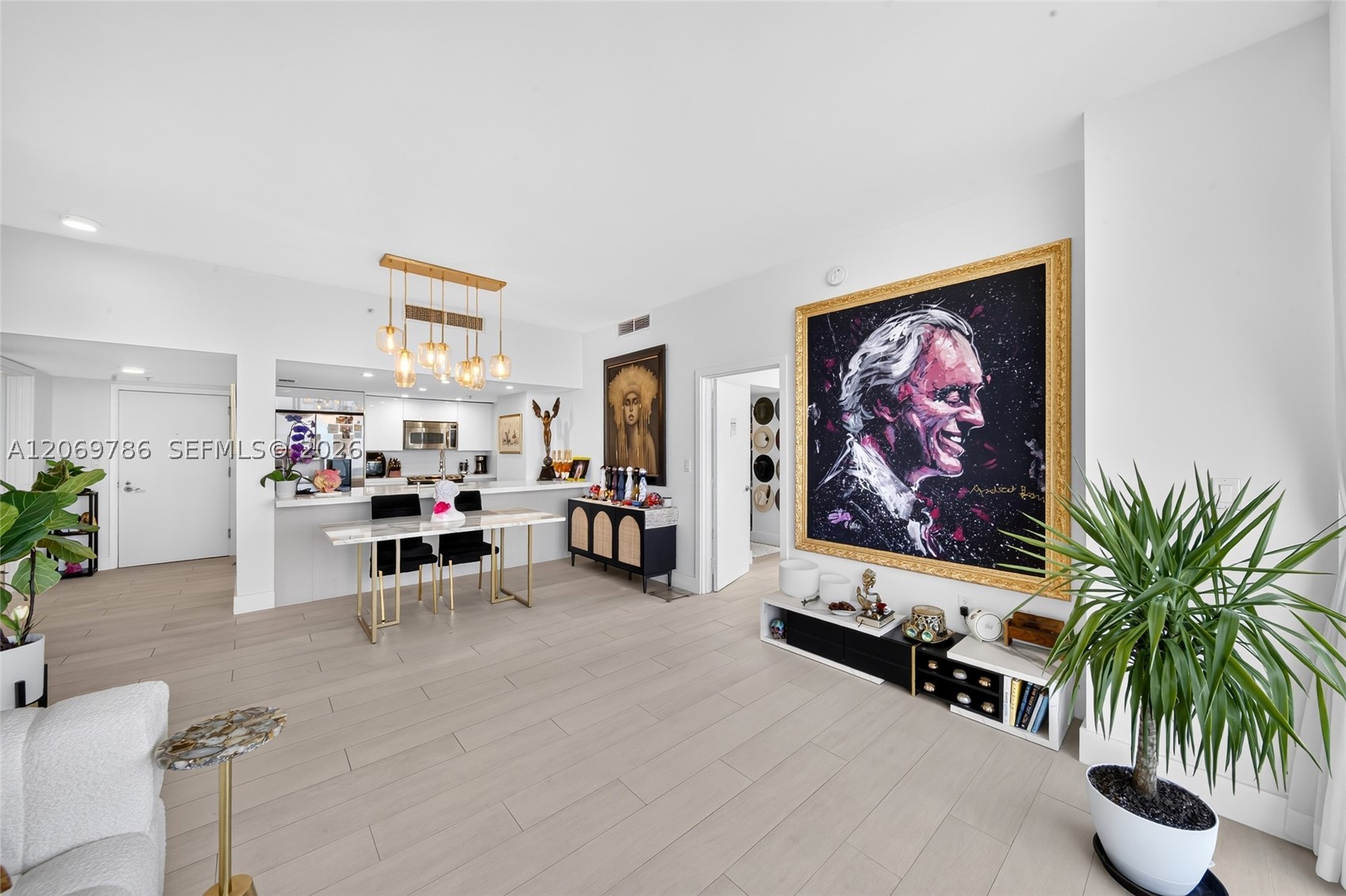 1800 N Bayshore Dr #809, Miami FL 33132