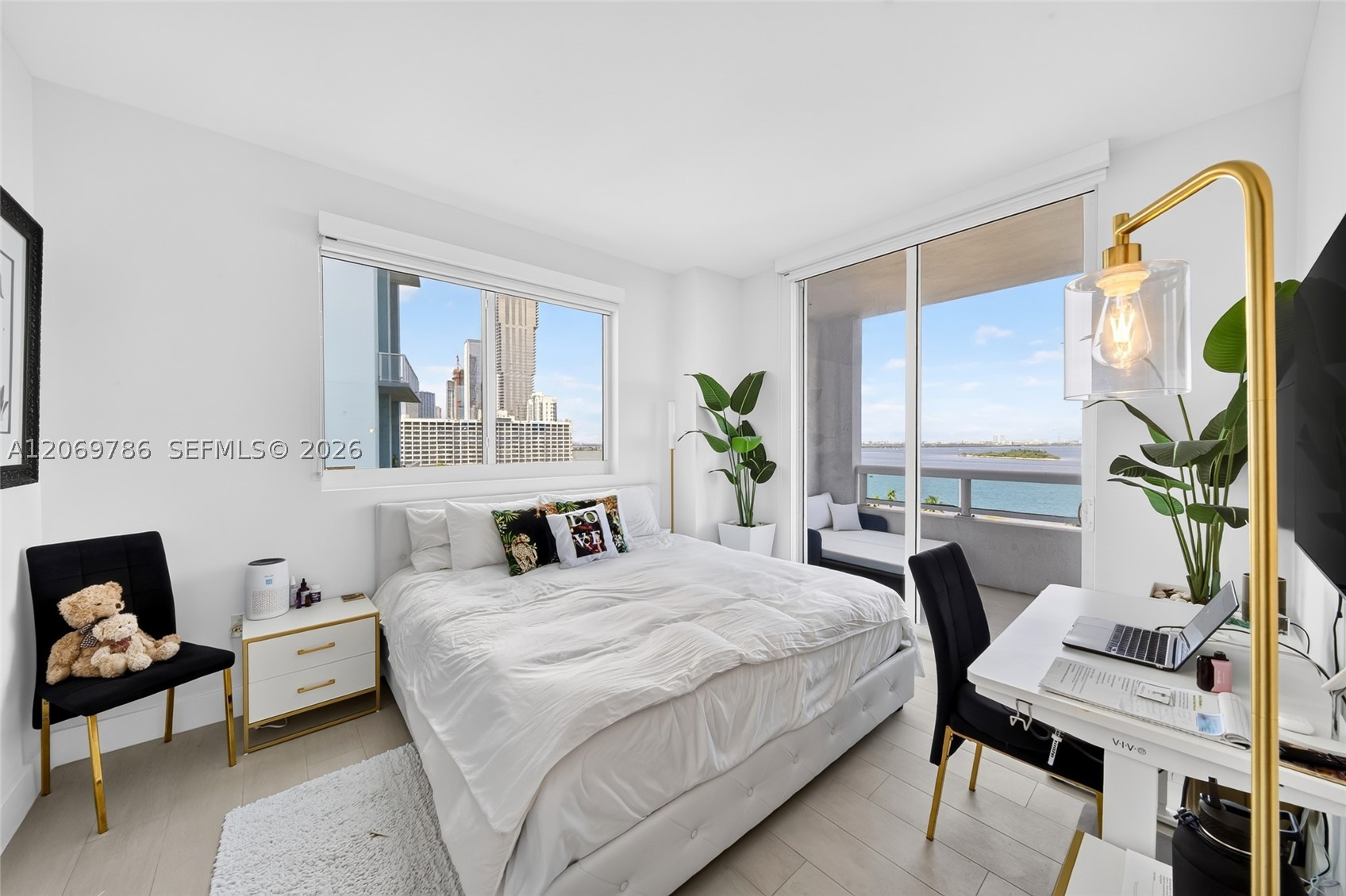 1800 N Bayshore Dr #809, Miami FL 33132