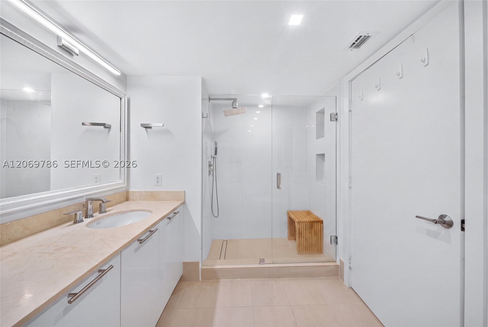 1800 N Bayshore Dr #809, Miami FL 33132
