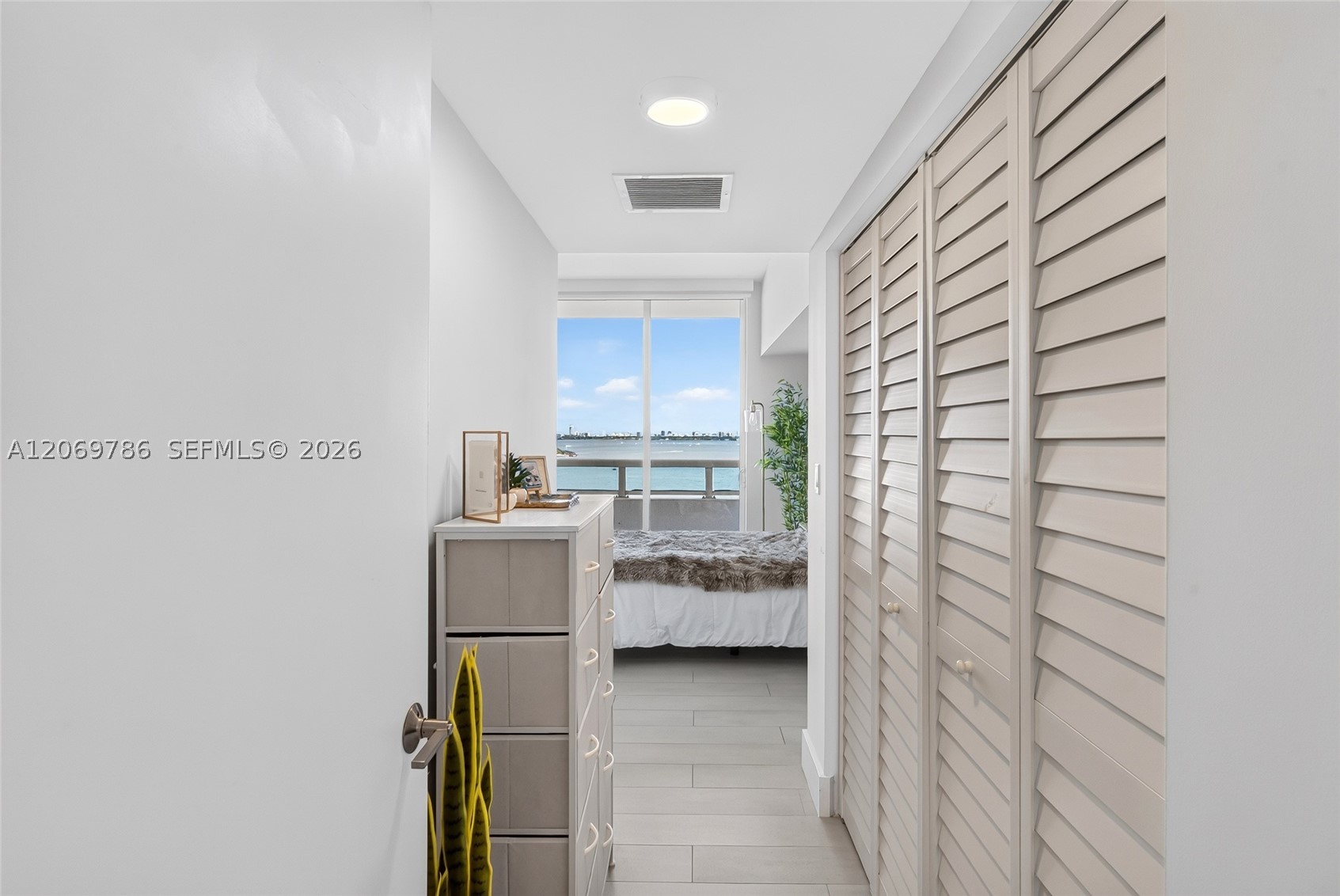1800 N Bayshore Dr #809, Miami FL 33132