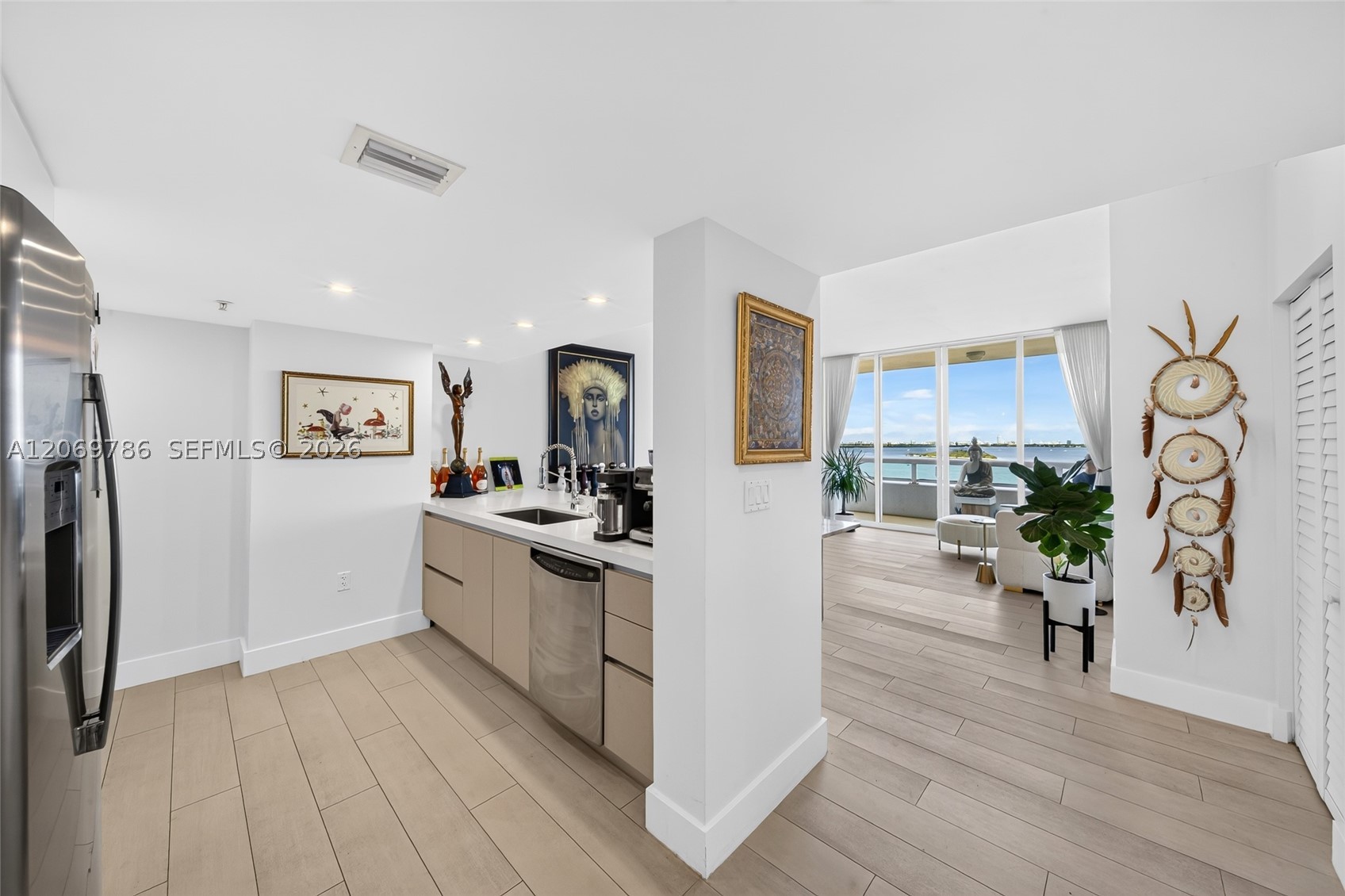 1800 N Bayshore Dr #809, Miami FL 33132