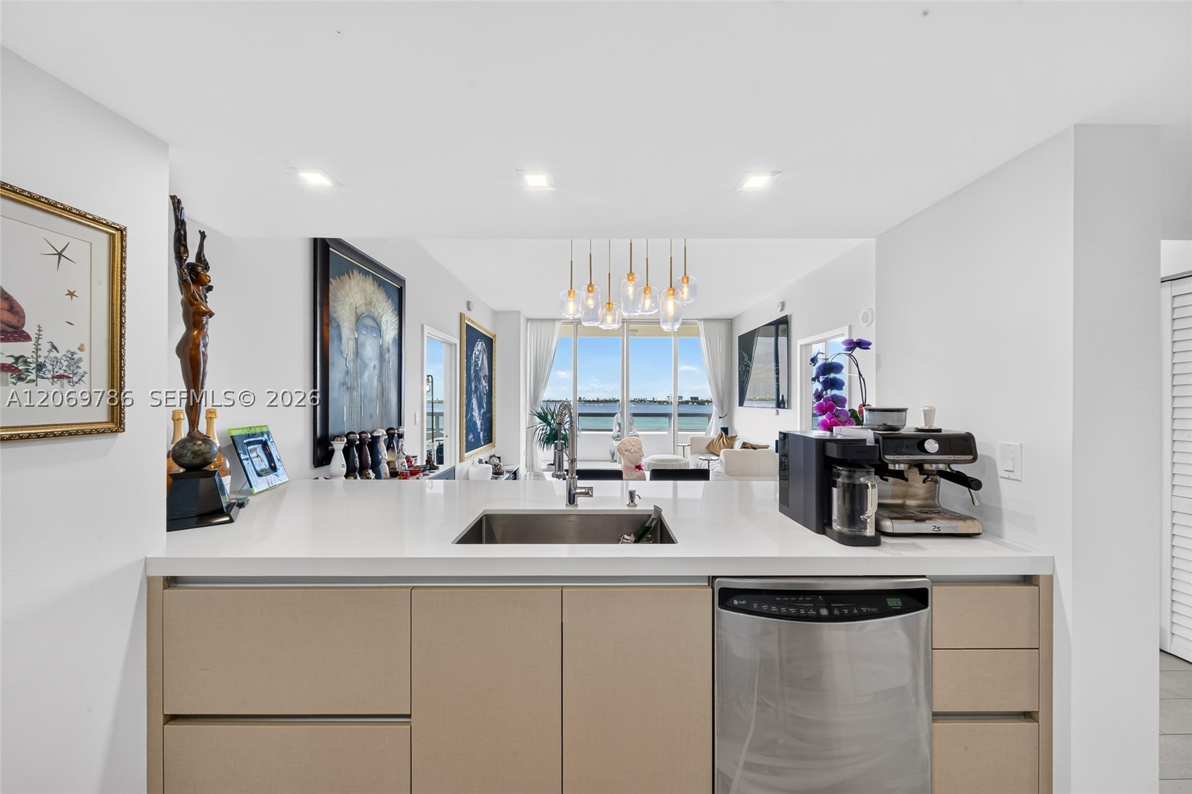 1800 N Bayshore Dr #809, Miami FL 33132