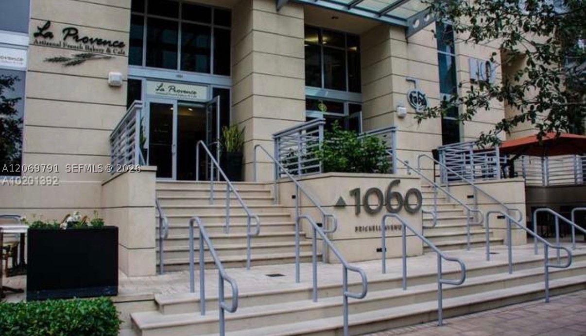 1060 Brickell Ave #2217, Miami FL 33131