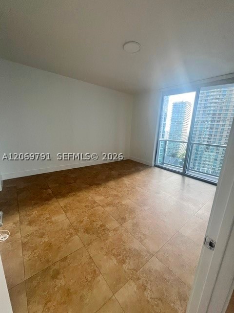 1060 Brickell Ave #2217, Miami FL 33131