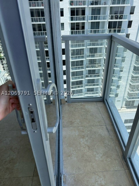 1060 Brickell Ave #2217, Miami FL 33131