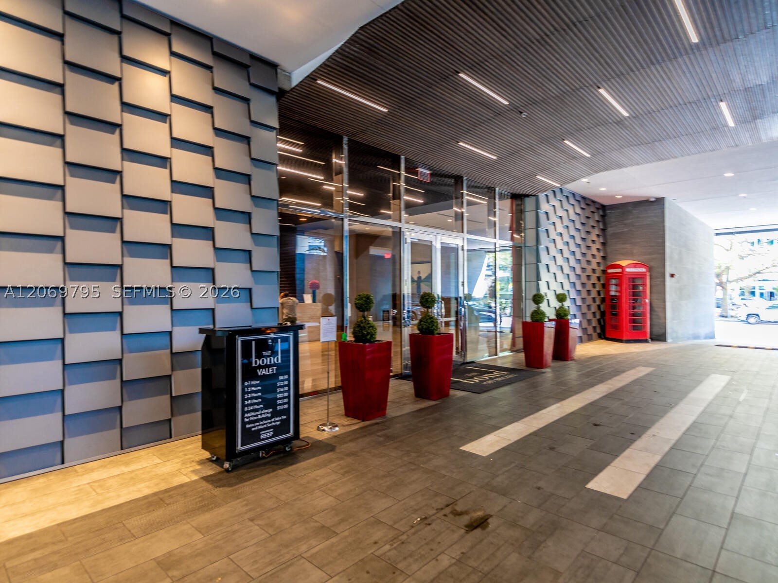 1080 Brickell Ave #2206, Miami FL 33131
