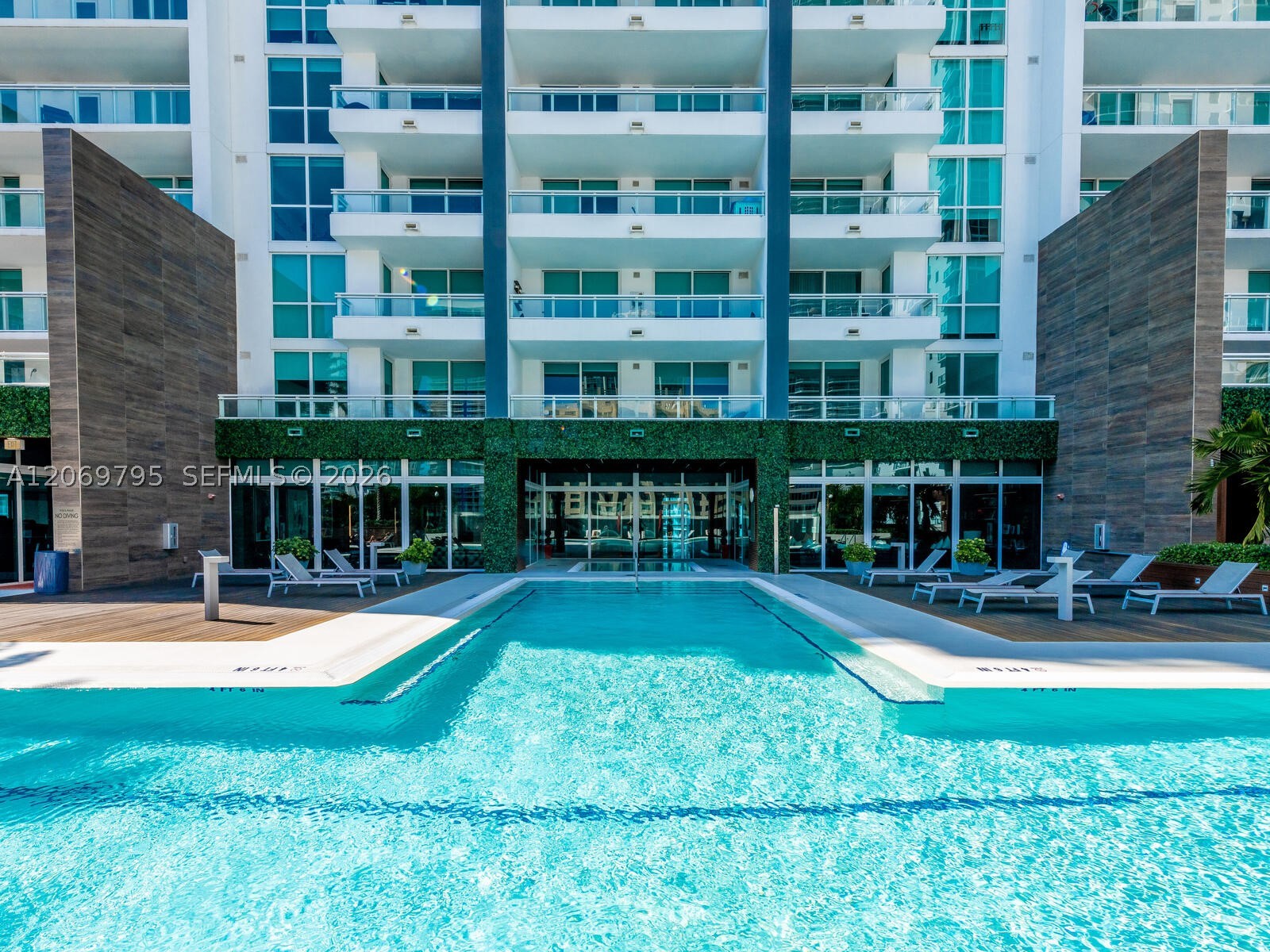 1080 Brickell Ave #2206, Miami FL 33131