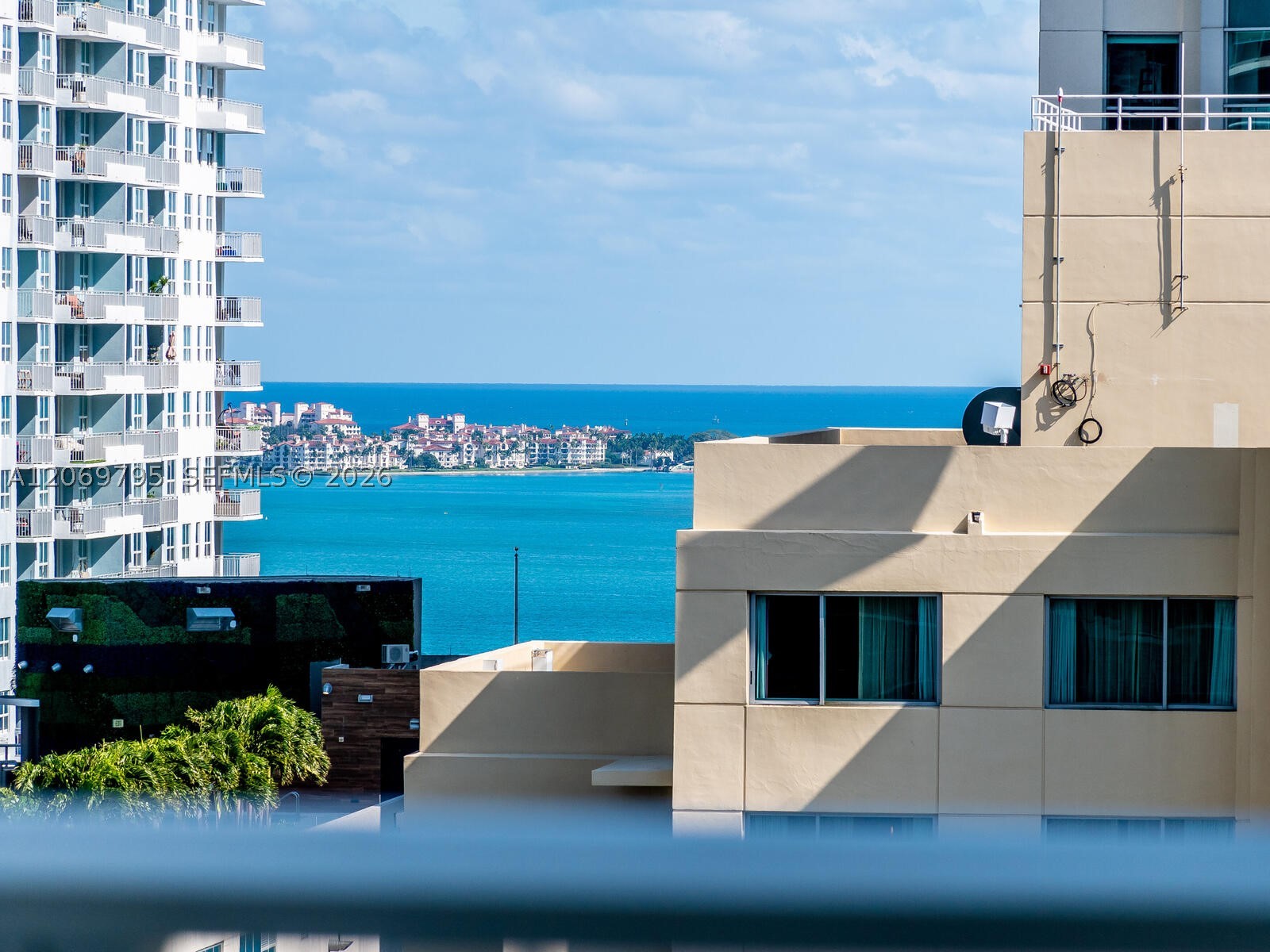 1080 Brickell Ave #2206, Miami FL 33131