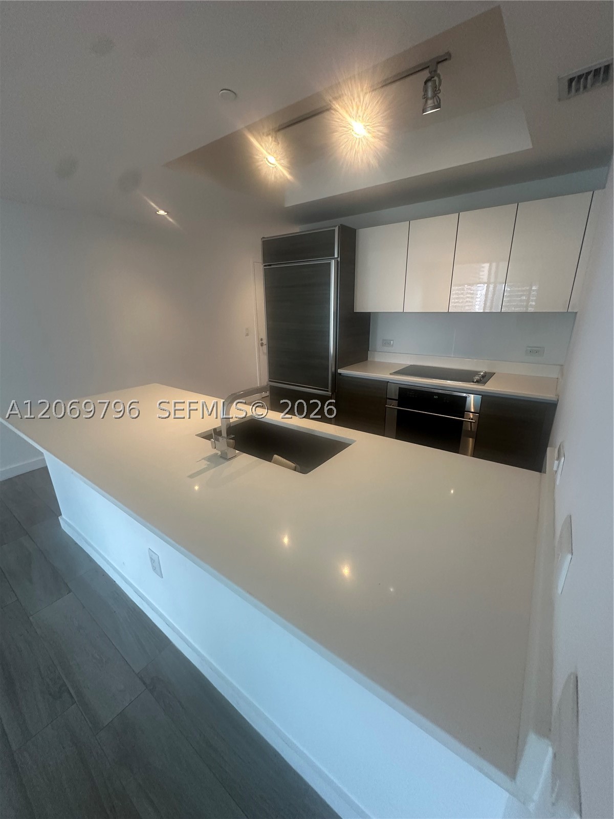 1100 S Miami Ave #2807, Miami FL 33130