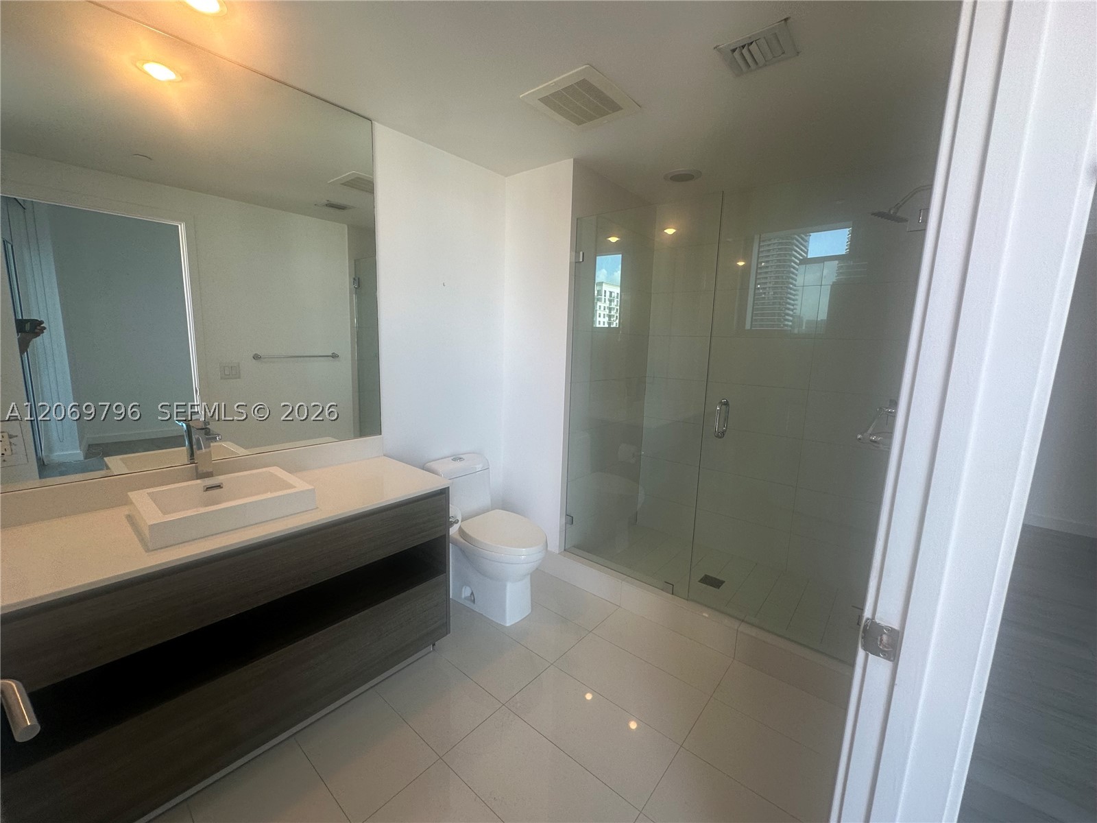 1100 S Miami Ave #2807, Miami FL 33130