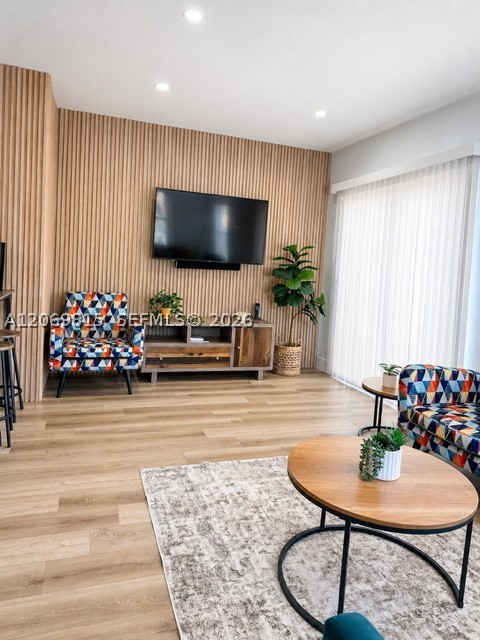 204 SW 2nd Ave, Hallandale Beach FL 33009