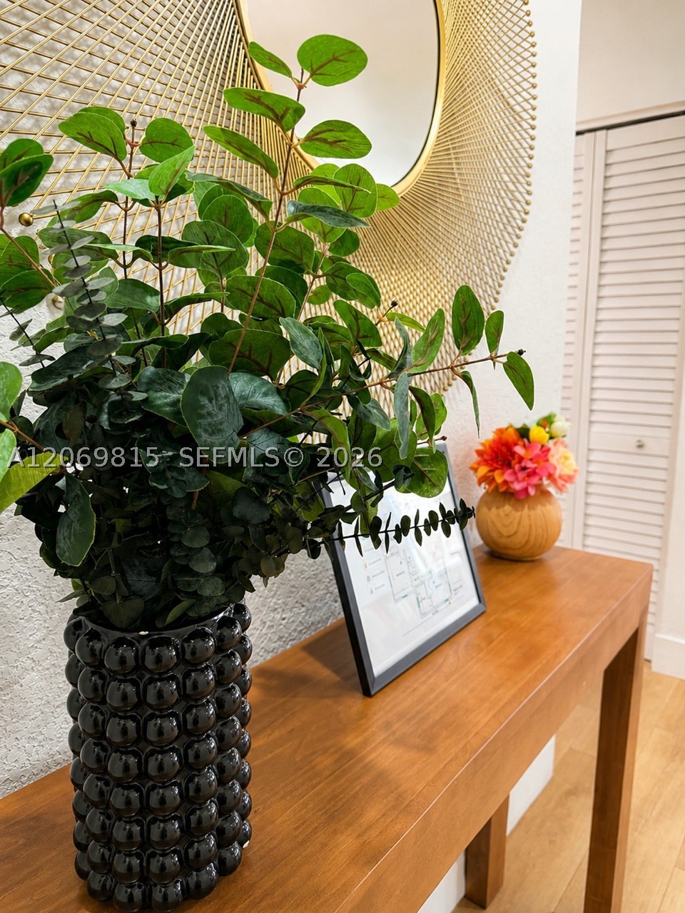 204 SW 2nd Ave, Hallandale Beach FL 33009