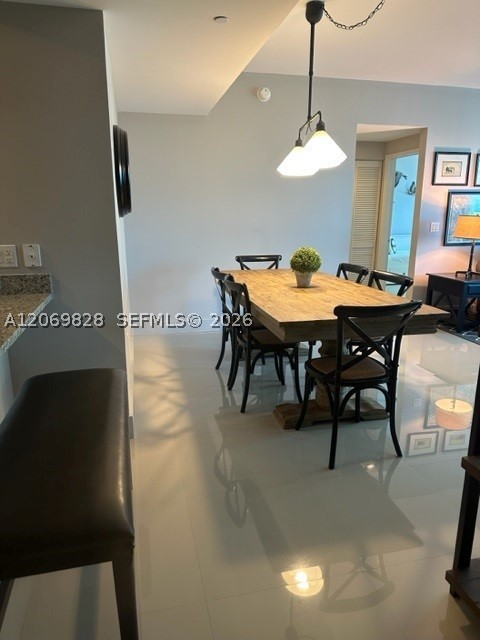 950 Brickell Bay Dr #2104, Miami FL 33131