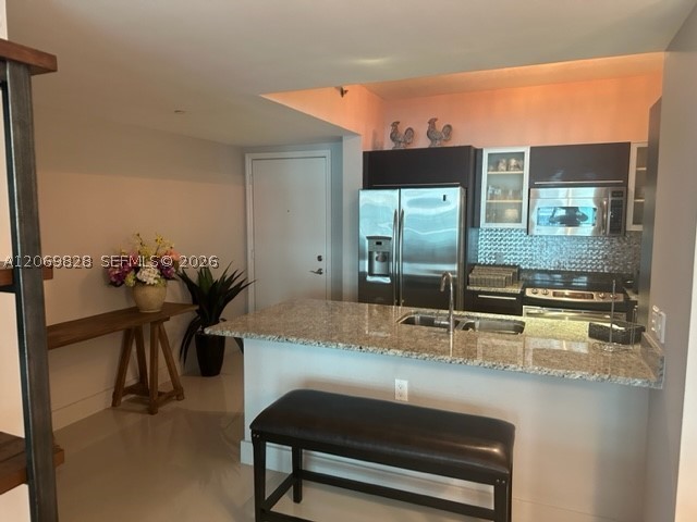 950 Brickell Bay Dr #2104, Miami FL 33131